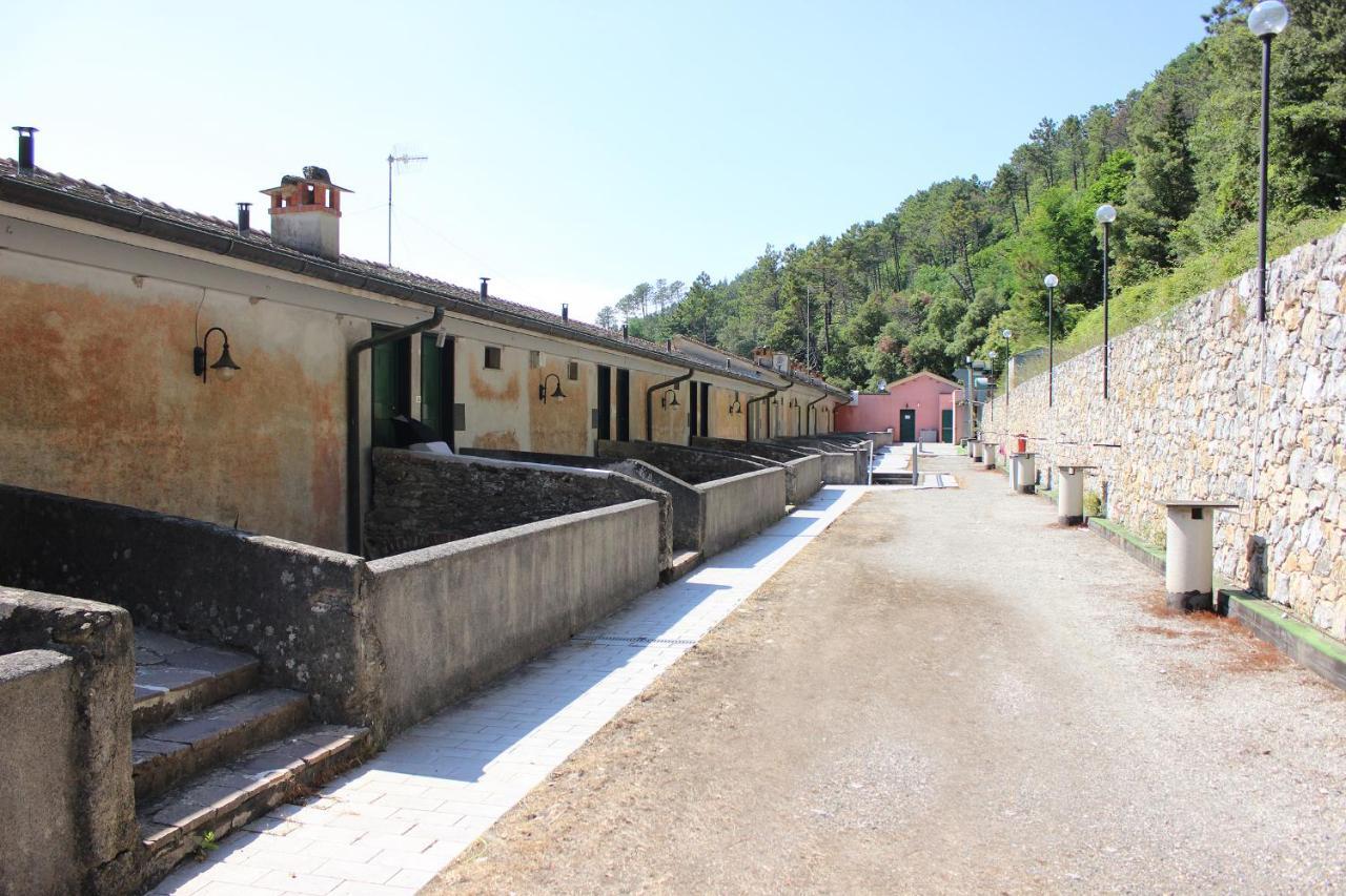 Santuario Ns Soviore Cinque Terre Monterosso al Mare Exteriör bild
